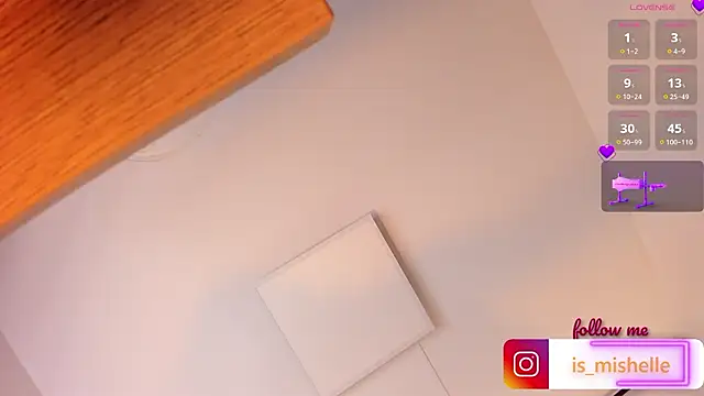 _mishelle Chat XXX in diretta