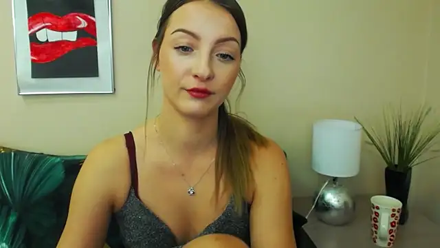 Chat +18 de NatalieSexy ao vivo