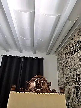 Chat +18 de kylie_blck ao vivo