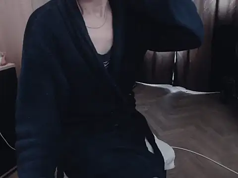 Živý XXX chat HornyClitX