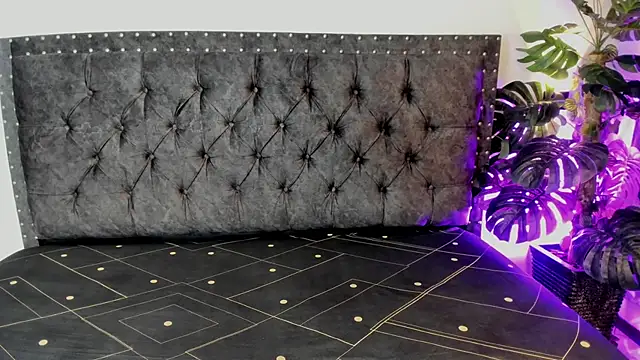 Chat XXX en directo de Latifa_ali