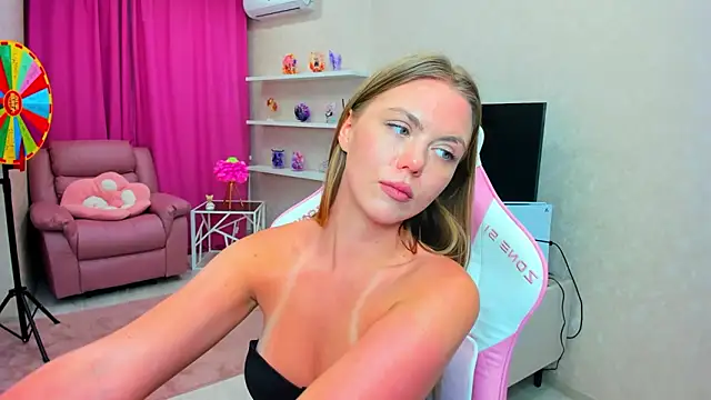 Strawberrye's Live XXX Chat