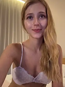 Онлайн чат XXX LunaRase