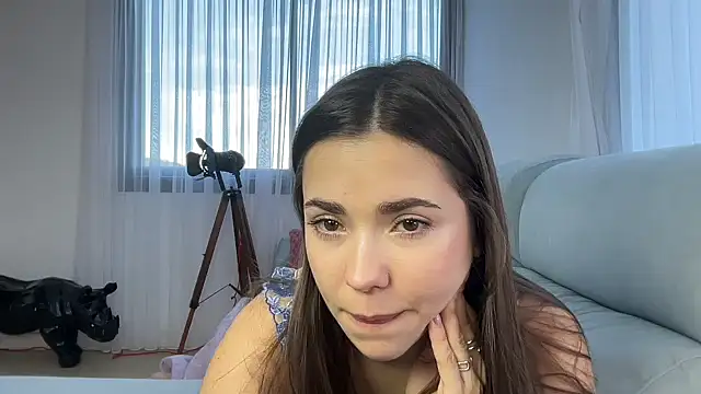 Mika_Miller Live XXX-chat