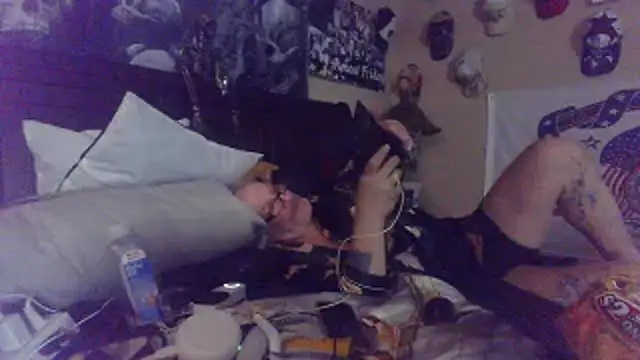 bigdaddyrooster's Live XXX Chat