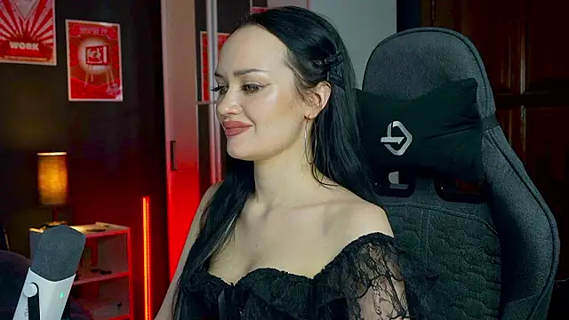 QueenAliss Live XXX Chat