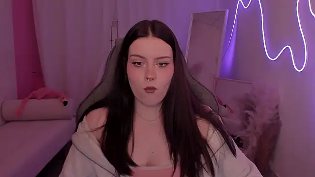 XXX chat uživo modela CoraMiel