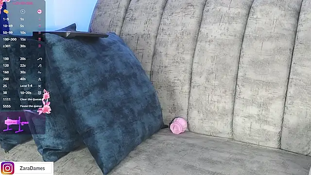 Živý XXX chat ZaraDames_