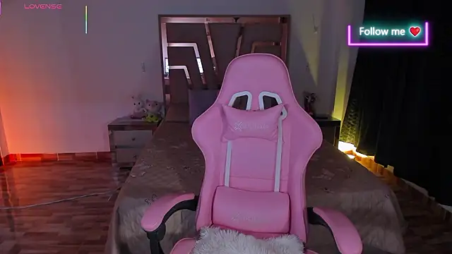 Živý XXX chat lunaarose