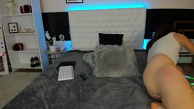 Živý XXX chat KiraNeeww