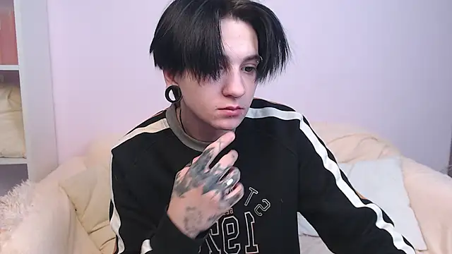 RayTaylorr 现场XXX聊天