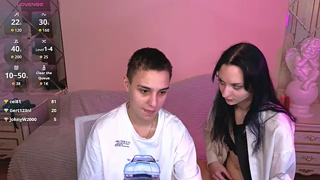 Онлайн чат XXX Escaped_Brides