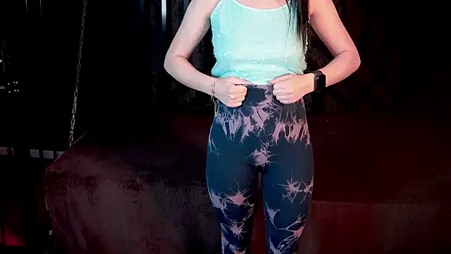 LiviaShy: απευθείας συνομιλία ΧΧΧ