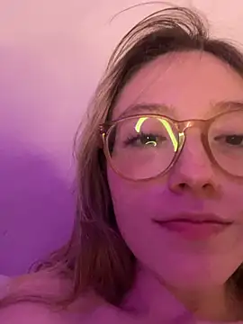 XXX chat uživo modela ReenKitty