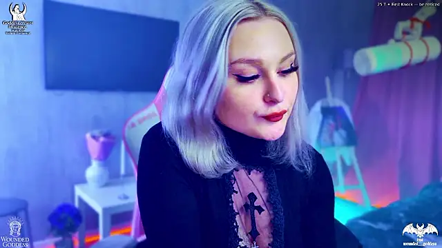 Wounded_Goddess_: απευθείας συνομιλία ΧΧΧ