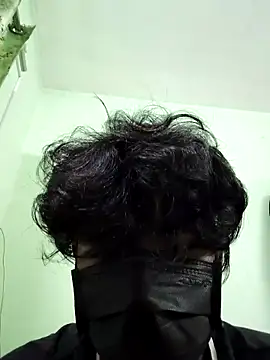 kriZ08 Chat XXX live