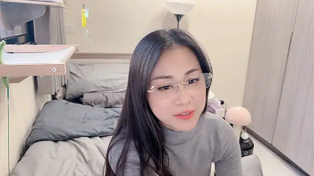 BabyOneDaily Chat XXX live