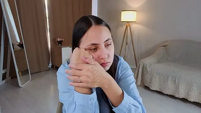 cumiilla_ élő XXX-chatje