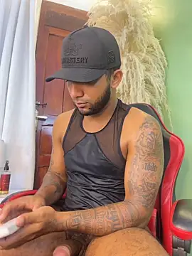 Chat +18 de Robin_Rief ao vivo