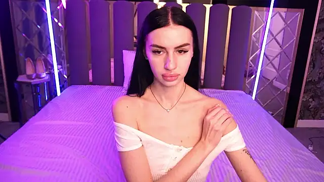 Chatroom XXX en direct de Snow_WhiteeeX