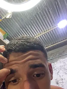 ikaro21: онлайн-секс-чат