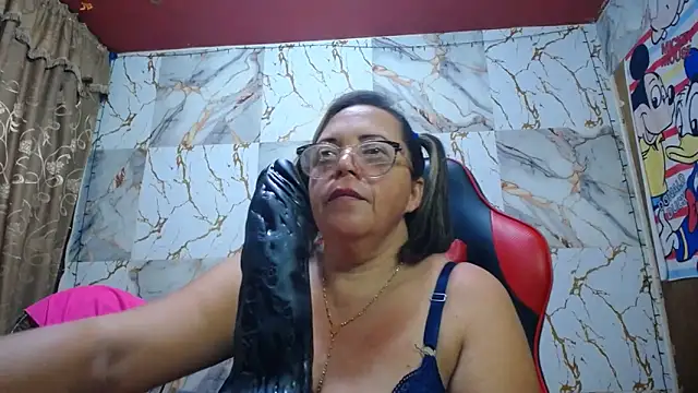 alina_maturehotのウェブカメラショー