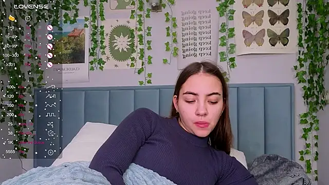 Fit_Brunette_ 即時 XXX 聊天