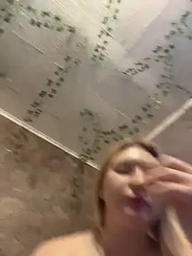 AmmyHotのライブXXXチャット