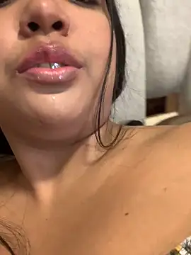 Chat XXX en directo de nicole_fisherr