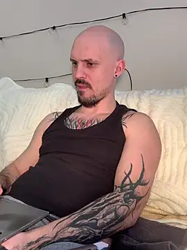 AssHunter4kのライブXXXチャット