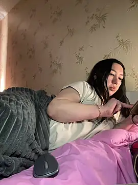 Naughtbaby_2025のライブXXXチャット