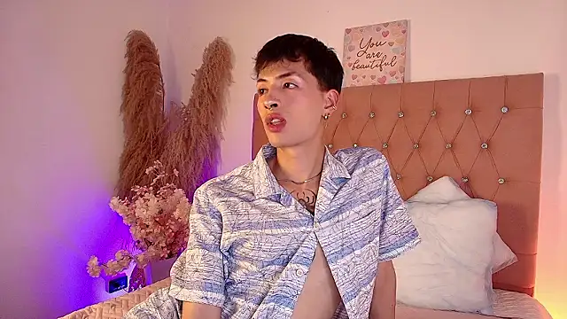 Chatroom XXX en direct de OzorioDany