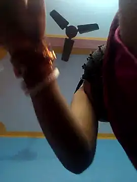 Chat XXX en directo de Nisha_777