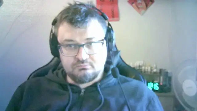 Chatroom XXX en direct de SirAbuser