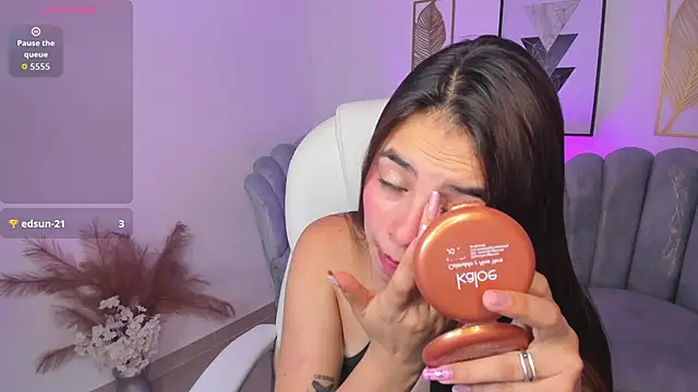 zharaa_fox: απευθείας συνομιλία ΧΧΧ