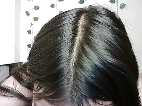 Chat XXX en directo de cutiee_-alia