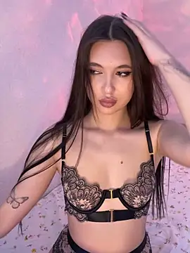 دردشة Hey_Mia الجنسية المباشرة