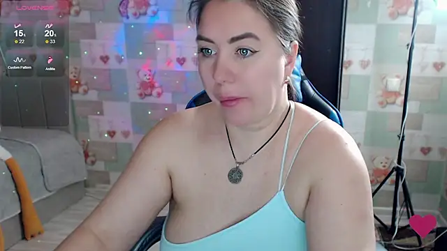 Korolek12 Chat XXX live