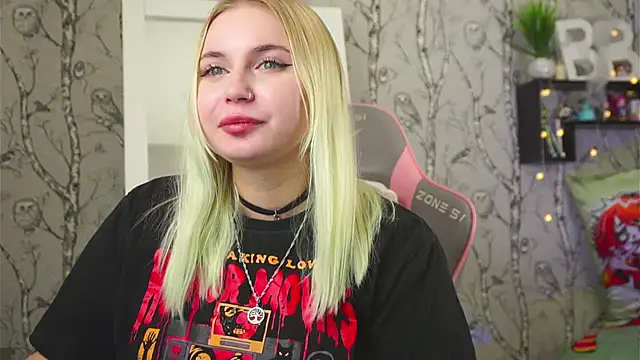 Moon_ValkyrieのライブXXXチャット