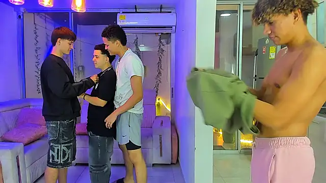 Houseofwarrios Live XXX-chat