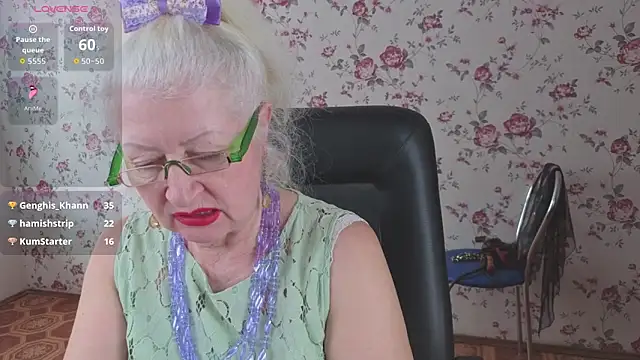 Maya_Mayflower Pertunjukan Webcam