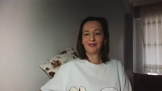 دردشة ArianaStarr الجنسية المباشرة