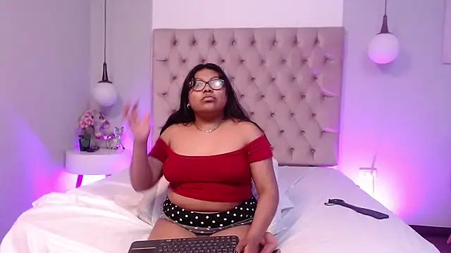 Kiri_Black_ Webcam show