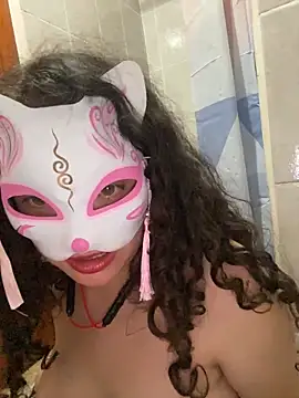 Lucy_YupiSweetn Live XXX chat