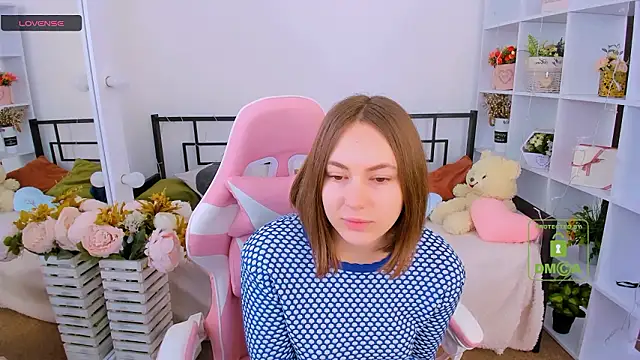 Chat +18 de Elma_Lily ao vivo