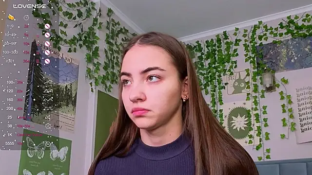 Fit_Brunette_ Live XXX Chat