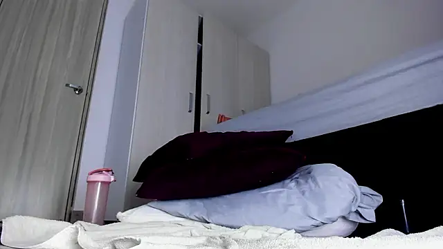 Skarleth69 Live XXX-Chat