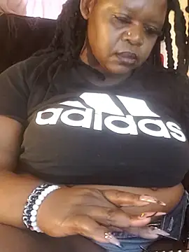 freakycoco81 élő XXX-chatje