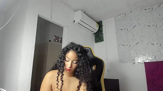 emily_stars1 Show Webcam