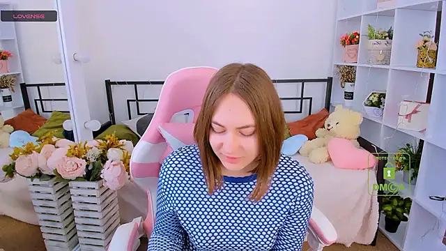 Elma_Lily 现场XXX聊天